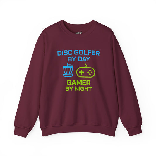 Disc Golfer by Day, Gamer by Night Men's Basic Crewneck Sweatshirt (Classic Fit)