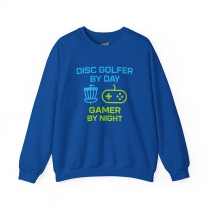 Disc Golfer by Day, Gamer by Night Men's Basic Crewneck Sweatshirt (Classic Fit)